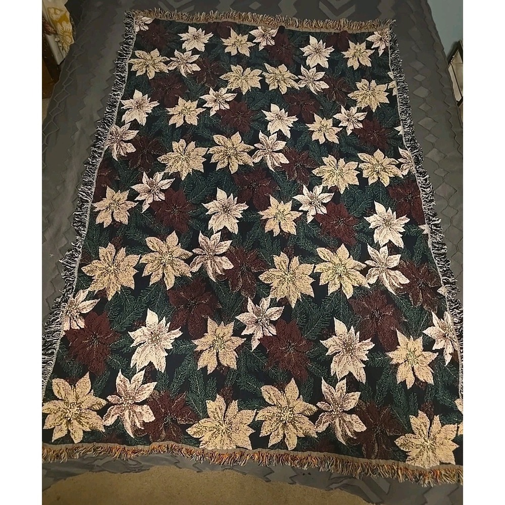 Chatham Poinsettia Tapestry Throw Blanket Holiday Decor‎ 66x46 with Fringe Trim